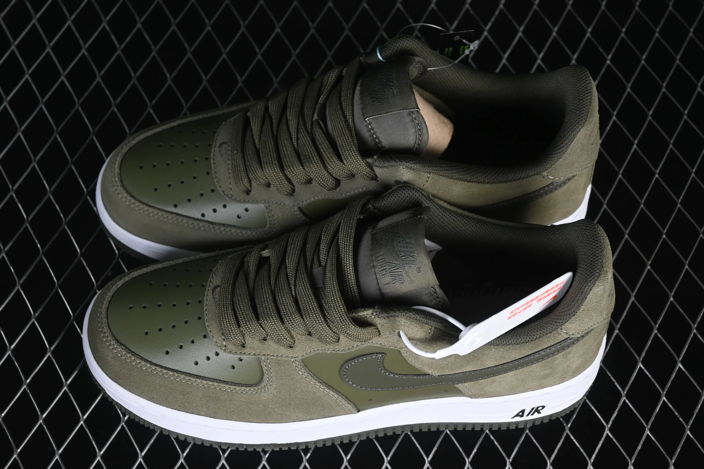 All categories Nk Air Force 1 Air Force series Nk Air Force 1 Low Air Force low-top Nike Air Force 1'07 Low Air Force 1 low-top casual sneakers IB6388-200
